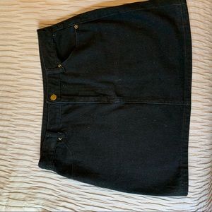 Black forever 21 mini skirt